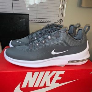 Nike mens shoes